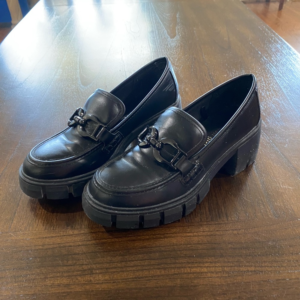 Black Chunky Loafers